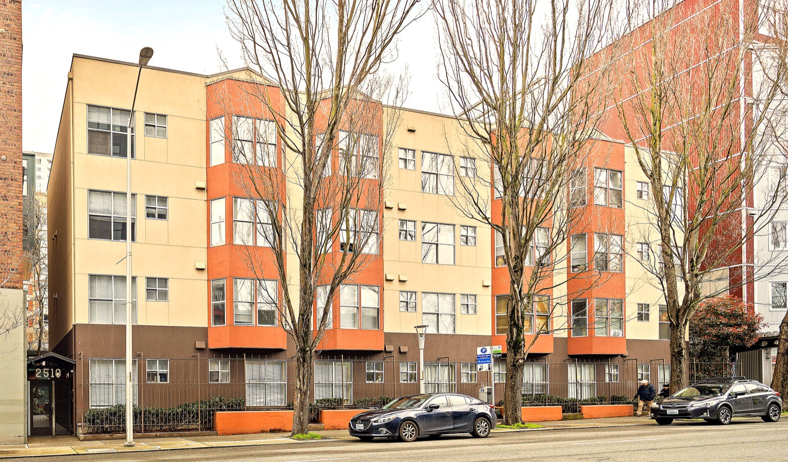 2510 Western Ave, Belltown
